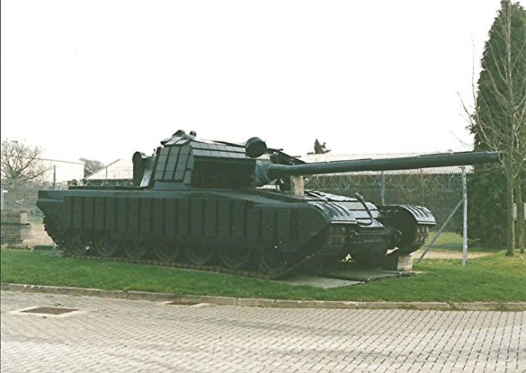 Vickers Main Battle Tank at the Bovington Tank Museum, Dorset, March 1998. Photo: Hugh Llewelyn / CC-BY-SA 2.0
