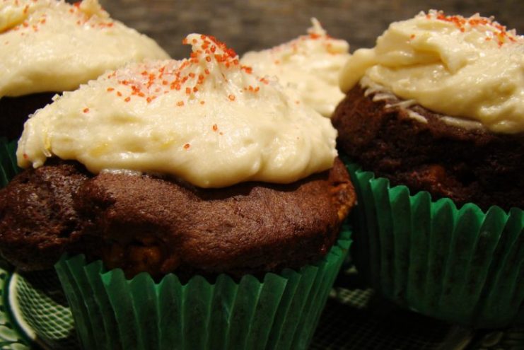 Dark Chocolate Barbeque Cupcake with Sweet Garlic Cream Cheeze Frosting.Photo: Janet HudsonCC BY 2.0