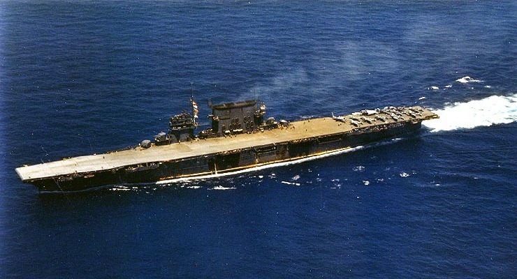 USS Saratoga underway in 1942, after her lengthy refit.