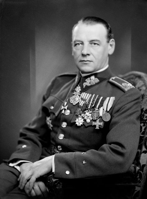 Division General (Lieutenant General) Rudolf Viest prior to the Uprising.