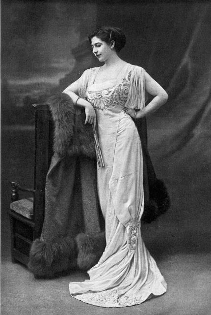 Mata-Hari in 1910.