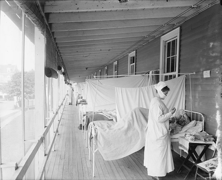 Influenza ward at Walter Reed Hospital during the Spanish flu pandemic of 1918–1919