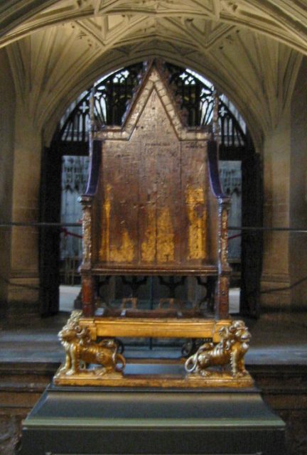 King Edward’s Chair, Westminster Abbey, England.Photo: Kjetil Bjørnsrud CC BY 2.5