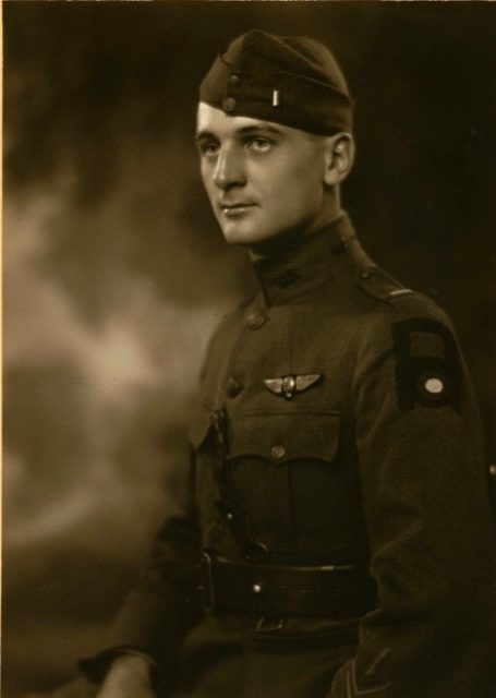 1st Lieutenant Roland Smith Tait, Air Section, Signal Reserve Corps. Courtesy of the Missouri History Museum Archives, St. Louis, MO. 63122