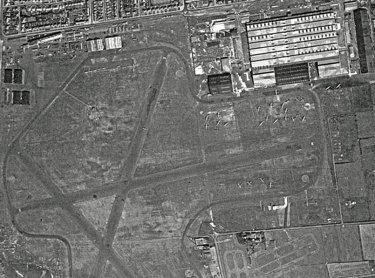RAF Squires Gate in summer 1945. The Vickers factory is top right with 23 Wellington bombers scattered below. Avro Ansons of the No. 3 School of General Reconnaissance can be seen at top and lower right