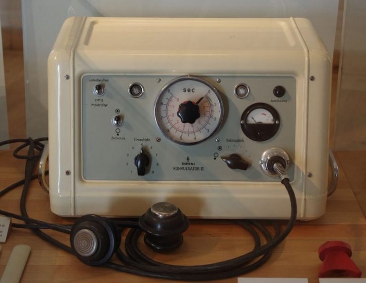 ECT machine from ca 1960.