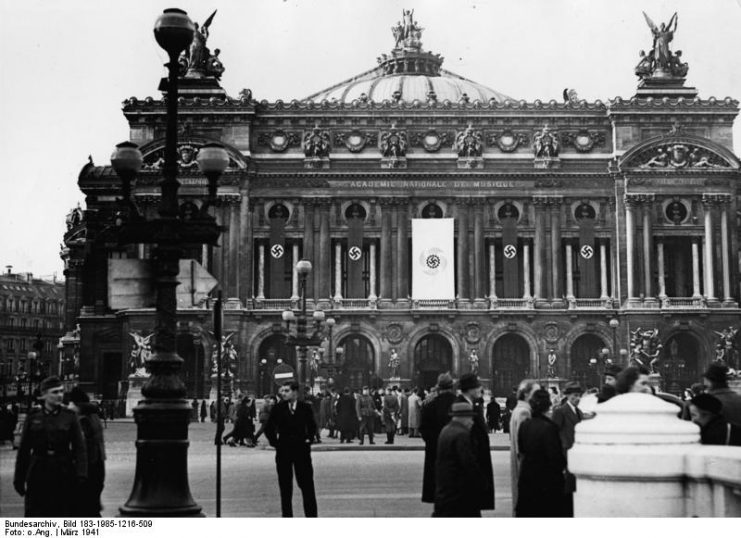 The Paris Opera decorated with swastikas for a festival of German music, 1941. Bundesarchiv, Bild 183-1985-1216-509 / CC-BY-SA 3.0