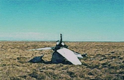 Remains of the tail of Harrier XZ998, shot down over Goose Green by 35 mm antiaircraft fire on 27 May 1982.Photo: DagosNavy CC BY-SA 2.0