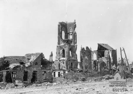 The ruined church of Villers-Bretonneux after the second battle that took place in the village, in WWI.24 april 1918