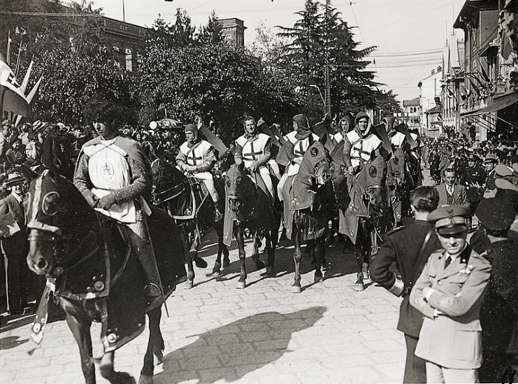 The Savoia Cavalleria regiment in the role of the Company of Death for the Palio of Legnano 1939
