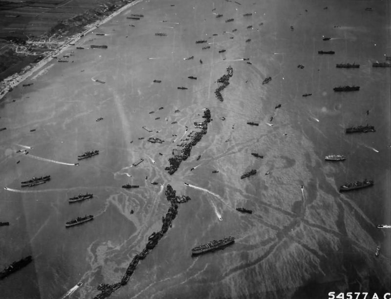 American_Liberty_Ships_Scuttled_off_D-Days_Omaha_Beach