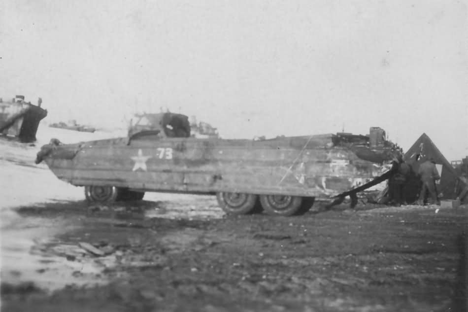 DUKW_Duck_On_Omaha_Beach_D-Day_Normandy_1944