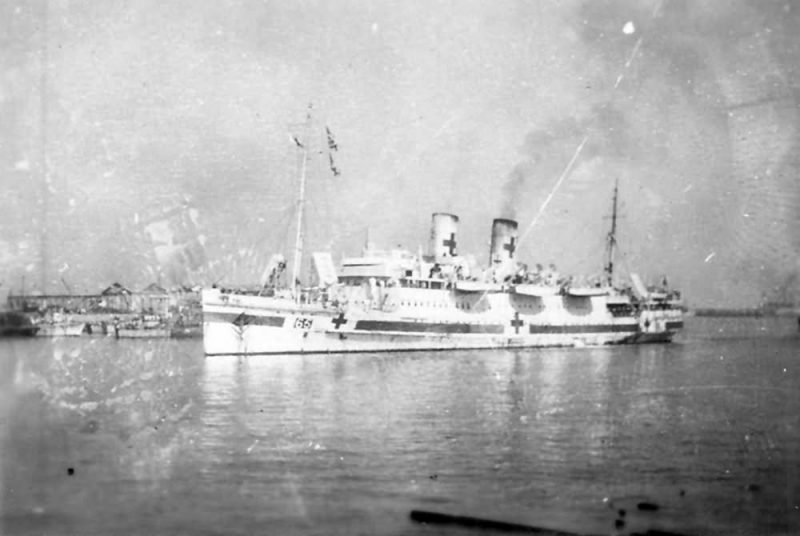 Hospital_Ship_65_After_D-Day_Normandy_June_1944