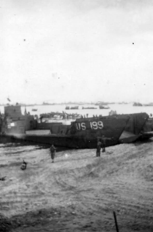 LCT_199_Landed_197th_Aa_Omaha_Beach_D-Day_Normandy_1944