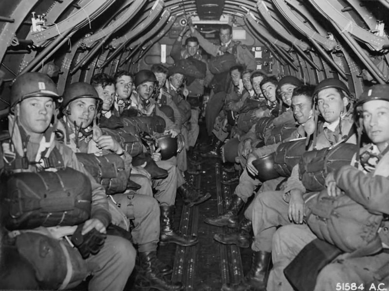 Paratroopers_To_France_D-Day_Normandy_1944