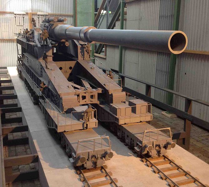 German superheavy Railway Gun - Schwerer Gustav (Dora) : r