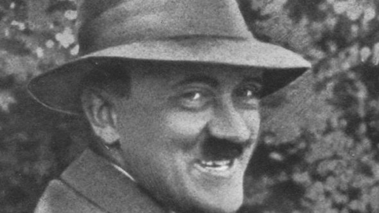 Hitler-stupid-smiling-276417-1280x720.jpg