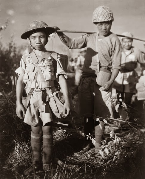 NEVER forget the child soldiers. Facts & sad images of their fight… (some images may be disturbing) Chinese_child_soldier_in_burma_1944_241429963
