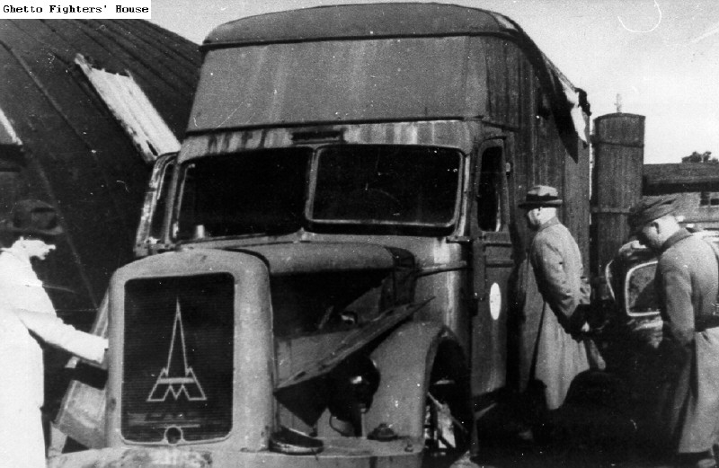The Horrific Nazi Gas Vans - The Mobile Gas Chambers