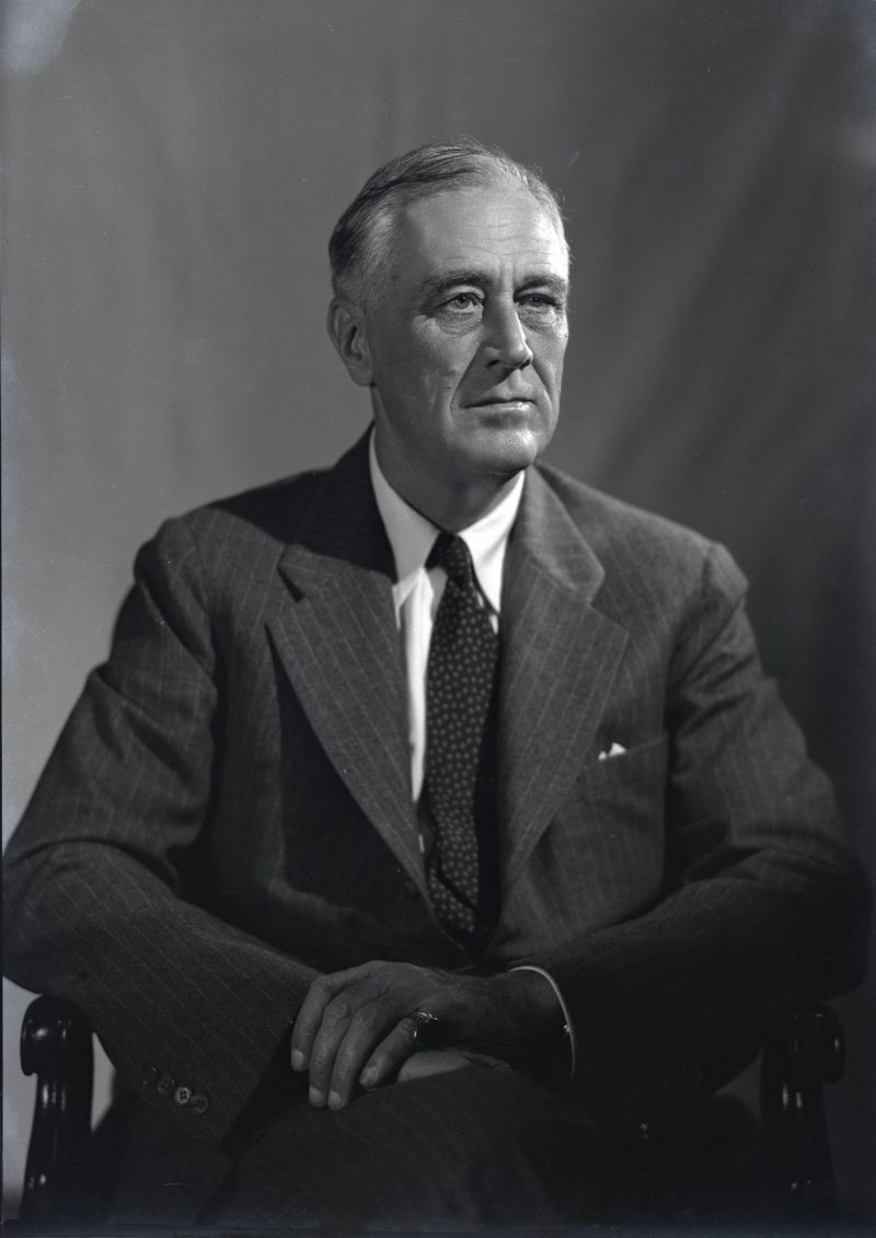 1944_portrait_of_FDR_(1) WAR HISTORY ONLINE