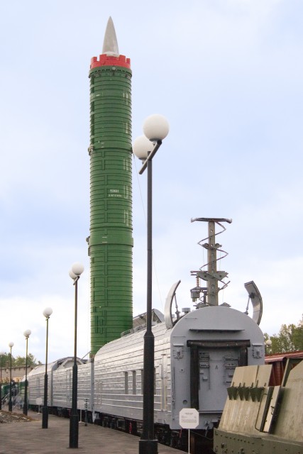 RT-23_ICBM_complex_in_Saint_Petersburg_museum