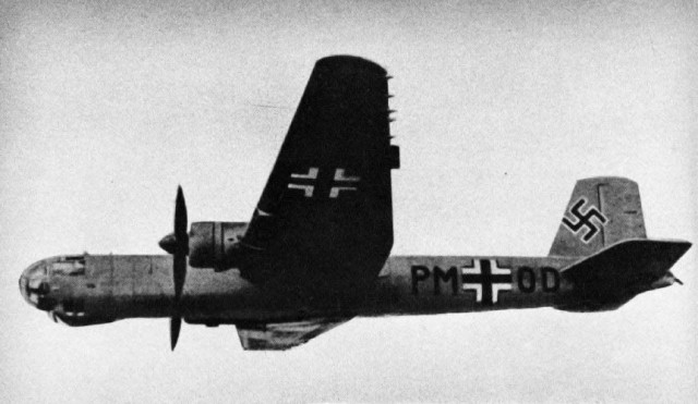 The fifth prototype He 177, the V5, with Stammkennzeichen code "PM+OD" and early cockpit design used on the first eight prototypes.