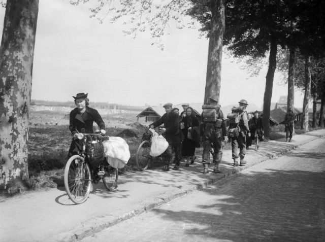 Western Refugees Fleeing the advancing Germans via commons.wikimedia.org