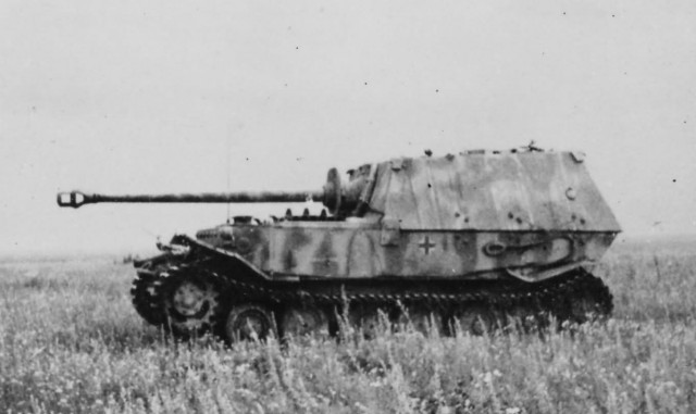Heavy_Tank_Destroyer_Ferdinand_