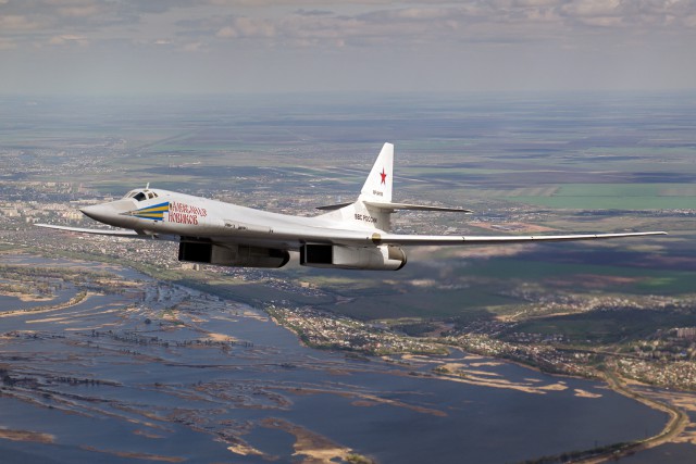 Tupolev_Tu-160_RF-94109