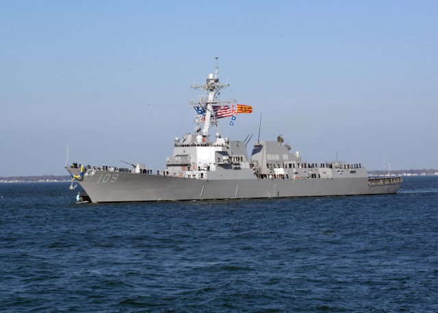 USS Jason Dunham arriving in Norfolk via commons.wikimedia.org