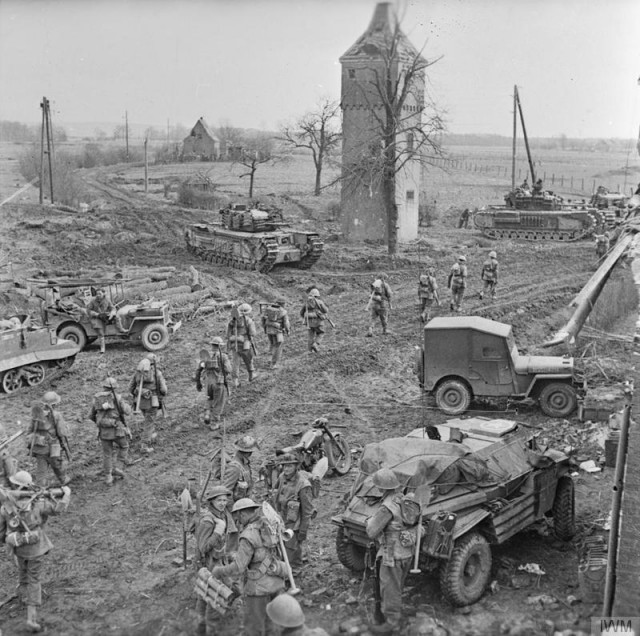 Allied forces massing near Kervenheim, March 1945.
