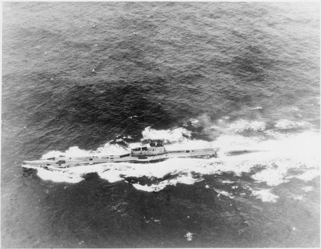 An aerial view of HMS Triumph (photograph FL 5477 from the collections of the Imperial War Museums, collection no. 8308-29)