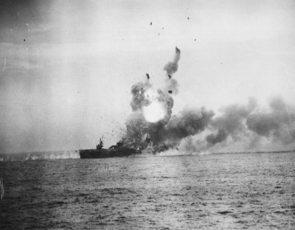 St Lo attacked by kamikazes, 25 October 1944