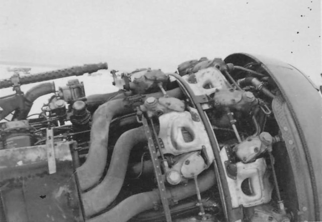 Fw_190_A_Engine_BMW801_2.JG_51_Lt.Joachim_Brendel_Winter_1942_1943_2