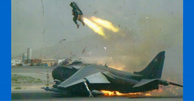 Nerves of Steel - Pilot Waits Until The Very Last Second To Eject From