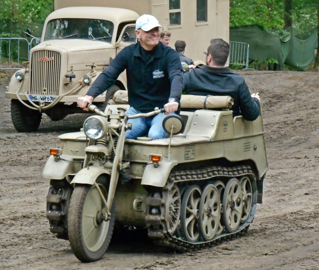 Militracks The Largest Gathering of German World War II Vehicles