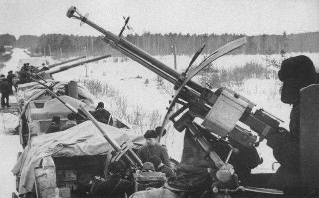 A Russian WW II-era armoured train with antiaircraft gunners. By Unknown - <a href=