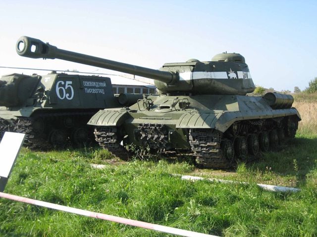 IS-2M at the Kubinka Tank Museum; Photo Source