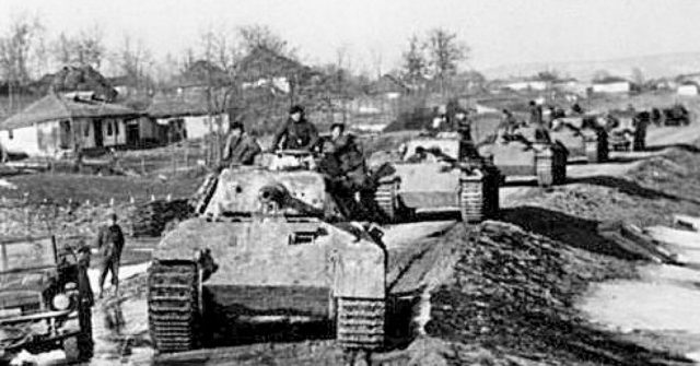 WWII: Panzer Unit Grossdeutschland and the Last Ditch Defence of Germany