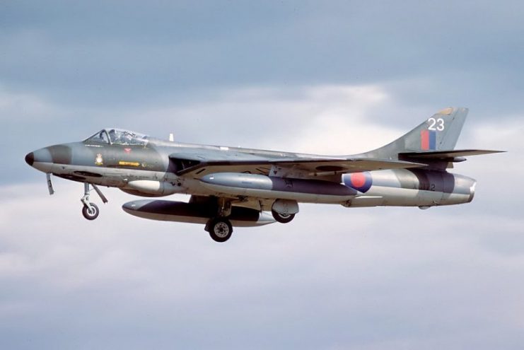 Hawker Hunter F6A, UK – Air Force. Photo: Mike Freer – Touchdown-aviation – GFDL 1.2