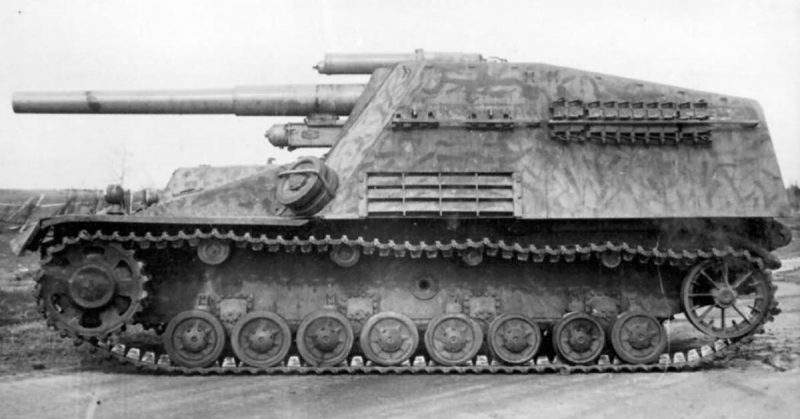 King of the Battlefield: 26 Pictures of The Hummel Artillery