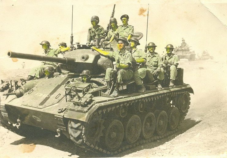 [Imagen: a-greek-m-24-tank-741x517.jpg]