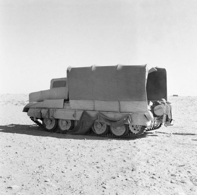 Crusader III voor Alamein met 'Parasol' camouflage