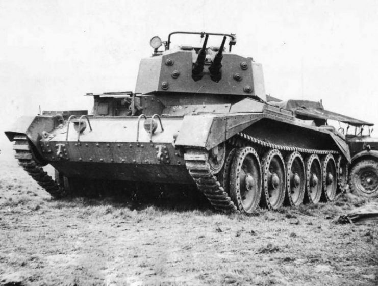 Crusader_III_AA_Tank_Armed_with_twin_20_mm_oerlikon_guns