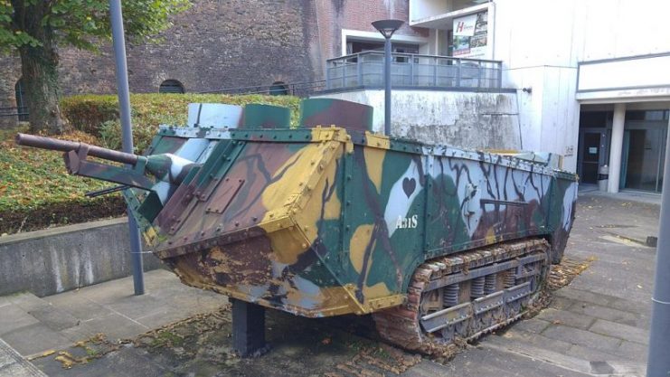 The Char Saint-Chamond replica on display at the Historial de la Grand Guerre. By Tetris L CCBYSA 4.0
