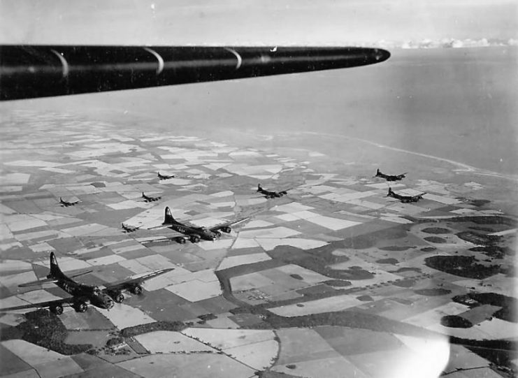 B-17 Flying Fortress Bombers 384th Bomb Group