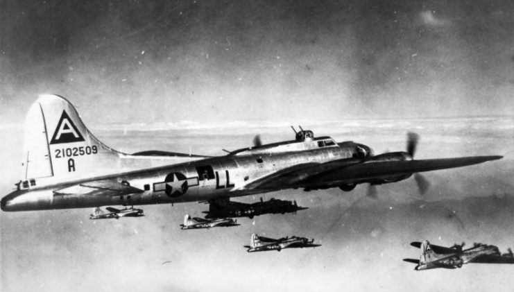 B-17G 42-102509 LL-A The Liberty Run of the 401st BS, 91st BG, 1944