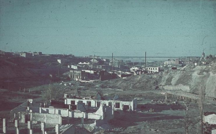 View of Stalingrad (1942) By Bundesarchiv Bild CC-BY-SA 3.0