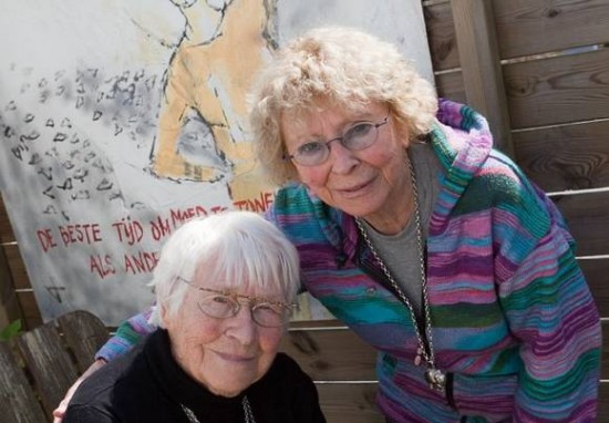 Freddie Dekker-Oversteegen and Truus Menger-Oversteegen.