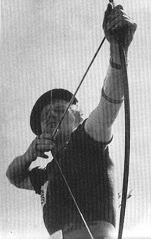 Jack Churchill draws back his bow